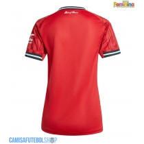 Camisa de time de futebol Manchester United Replicas 1º Equipamento Feminina 2025-26 Manga Curta